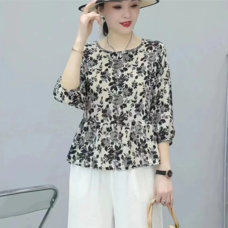 时尚气质夏季新款宽松洋气百搭碎花上衣9902
