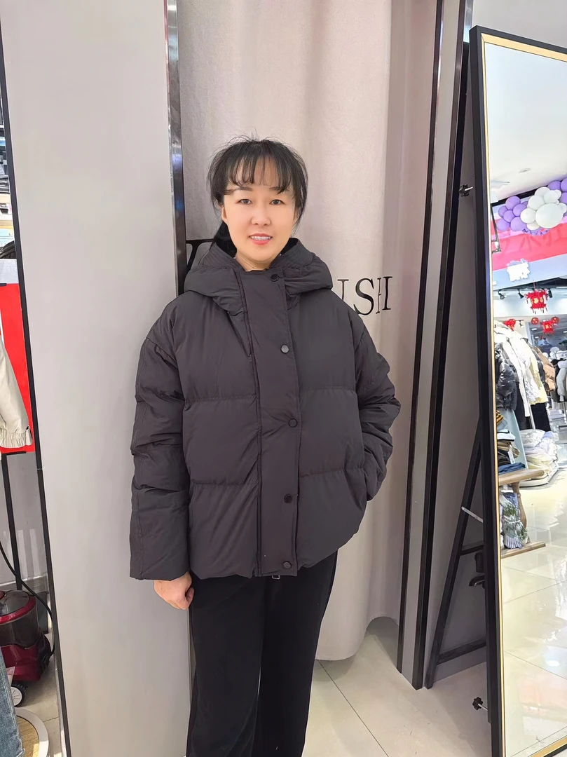 【VV FUSHI】2023新款短款连帽时尚百搭冬季外套