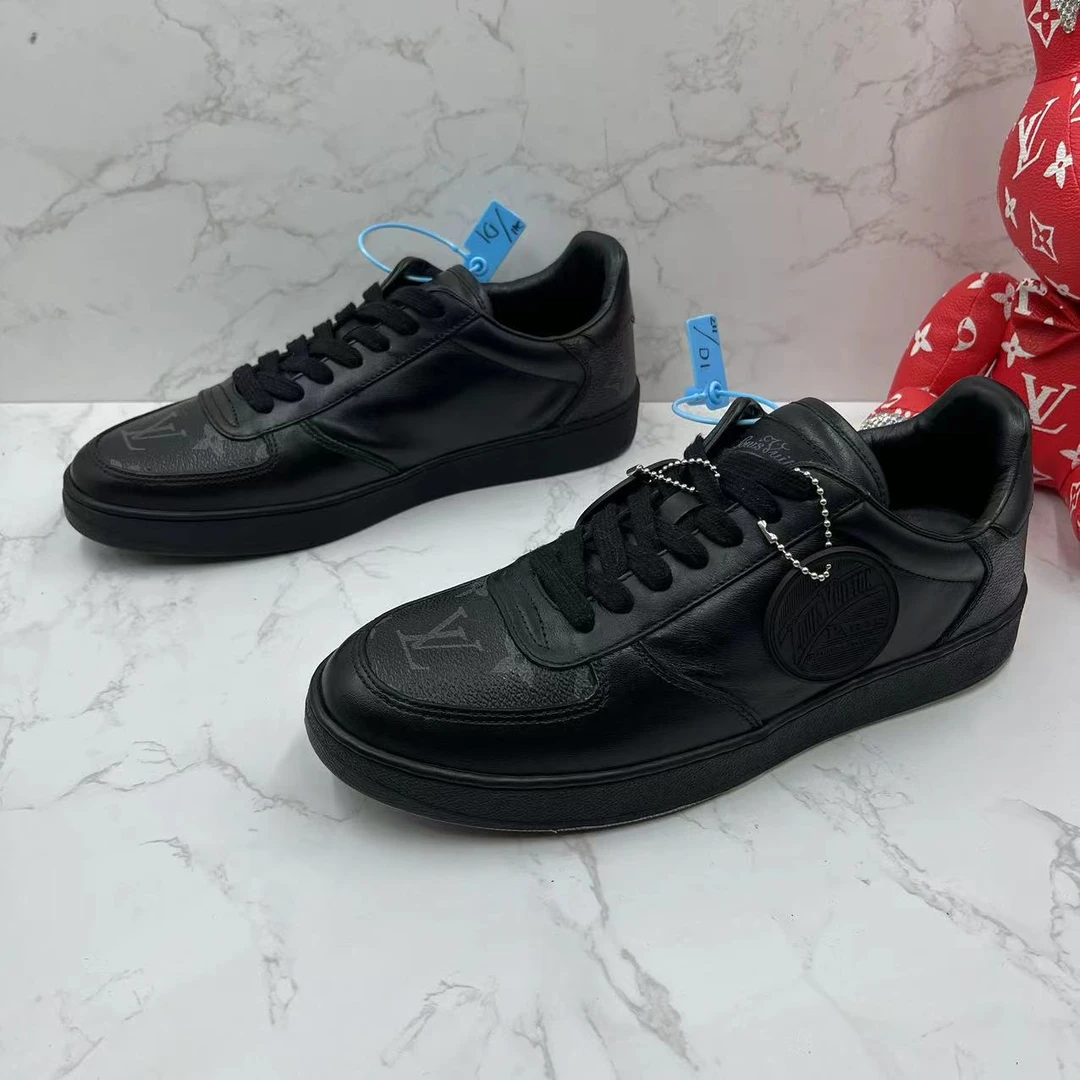 【聚星折扣】LouisVuitton/路易威登男士黑色半印板鞋【仅试穿】39欧