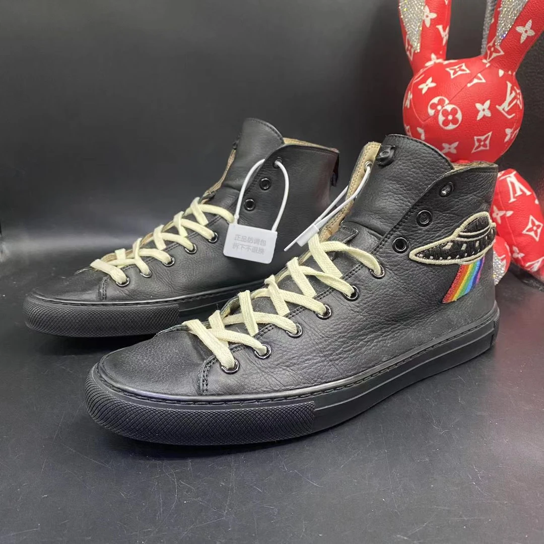 【聚星福利】GUCCI/古驰95新休闲时尚黑色UFO高帮板鞋41.5欧码ao