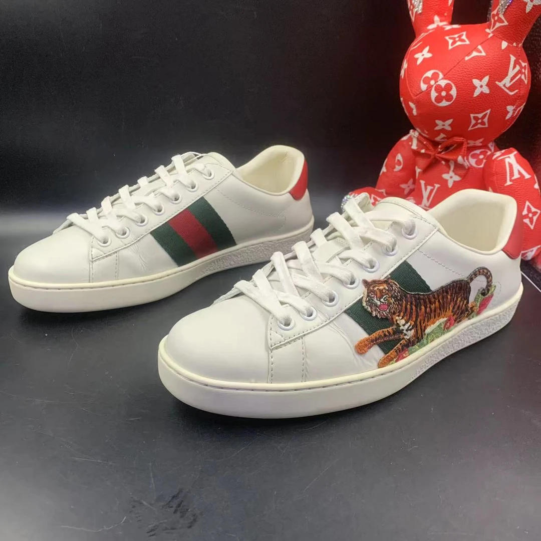 【聚星福利】GUCCI/古驰95新男士休闲时尚白色老虎板鞋39欧码