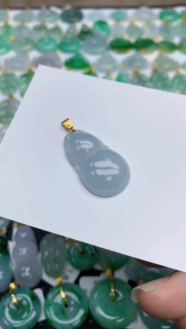 【闪购商品】翡翠颈饰18K金镶嵌84
