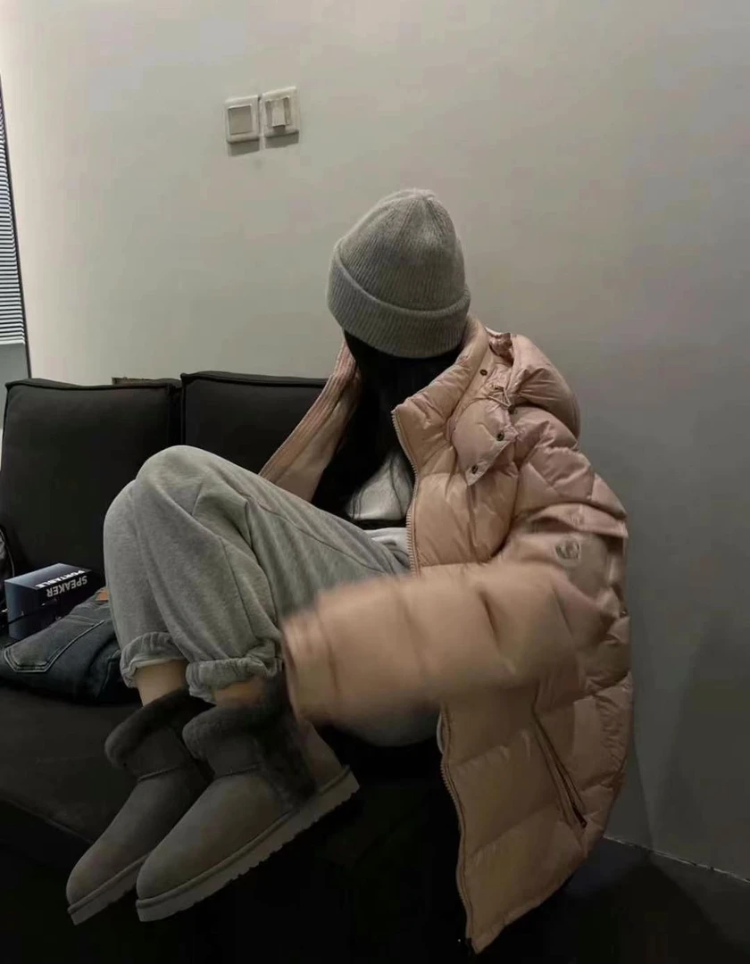 防水防油超厚保暖情侣款羽绒服