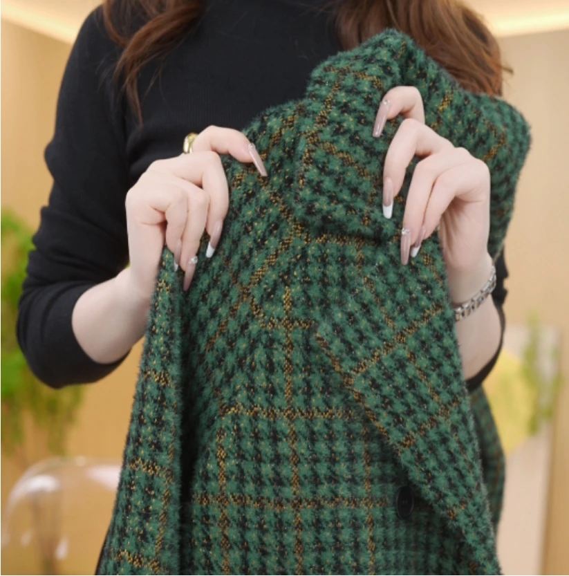 堇兰2024秋季新款格纹短款显瘦时尚韩版短外套女h102-欢欢