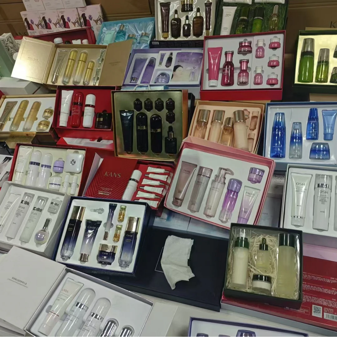 001红石榴洁面乳（裸瓶）