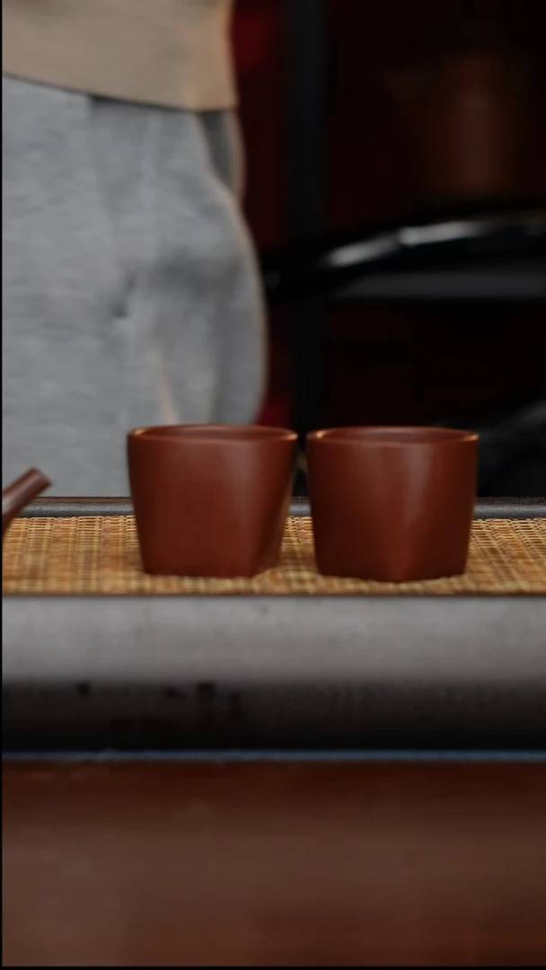 【闪购商品】紫砂茶壶2个天圆地方杯