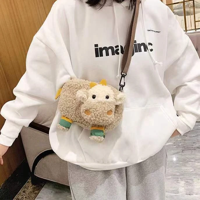 卡通毛绒包小羊包包女新款韩版学生可爱少女单肩斜挎包毛毛包