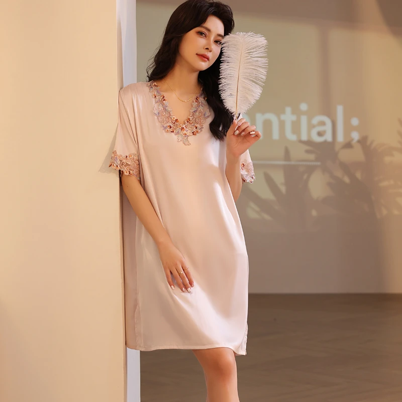 宽松V领睡衣家居服凉感冰丝胖mm加肥加大码睡裙200斤夏薄款女