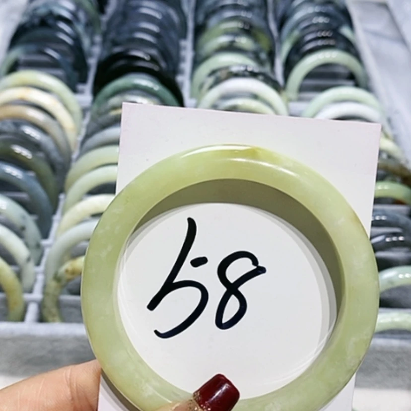 【闪购商品】蛇纹石玉手镯未镶嵌啦***酱