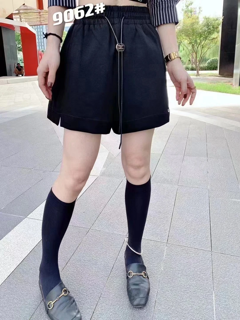 简爱女装 时尚休闲短裤设计感链条阔腿靴裤 9062