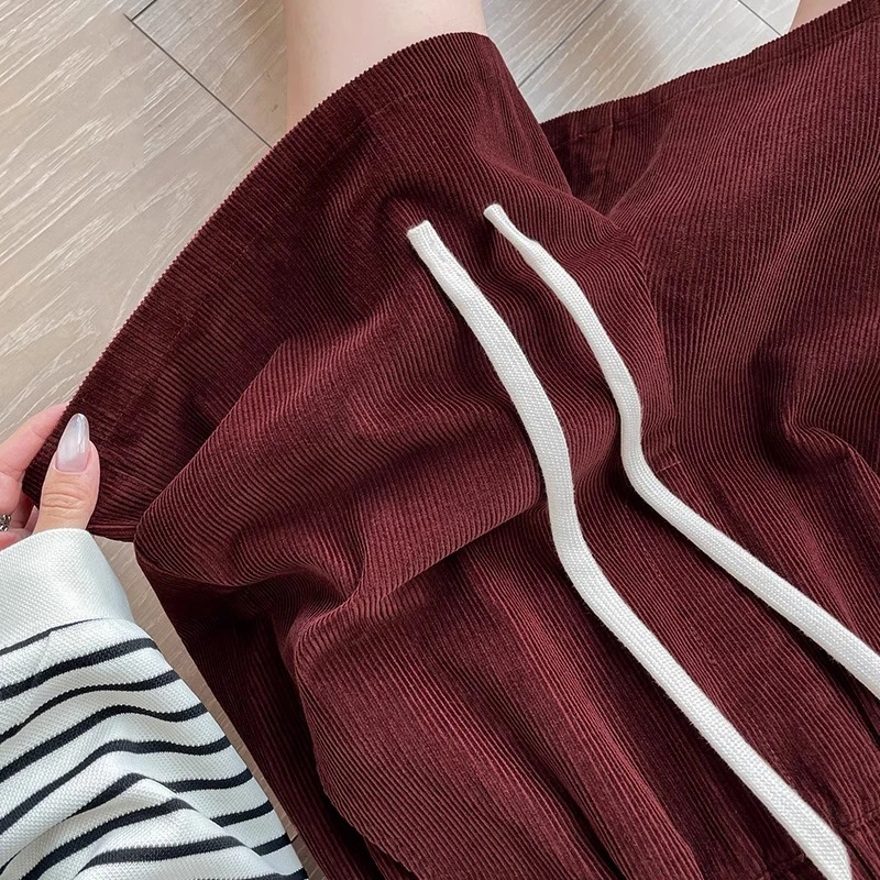 安哥拉红灯芯绒短裤女春秋季2024新款高腰显瘦外穿纯棉阔腿靴裤子