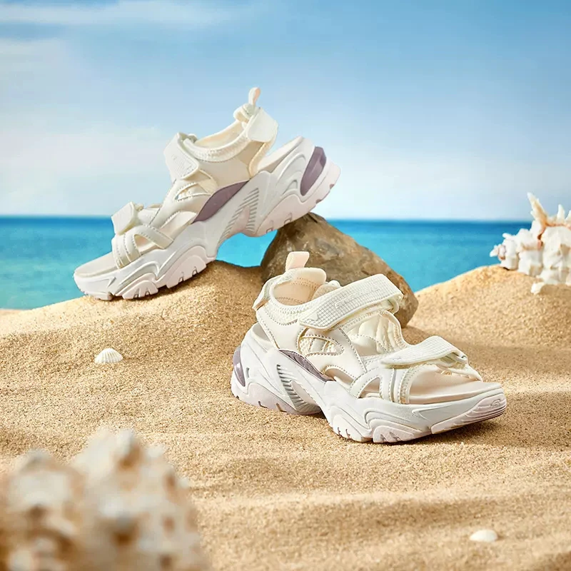 斯凯奇官方女鞋厚底魔术贴沙滩拖鞋小奶熊舒适运动机甲凉鞋896051