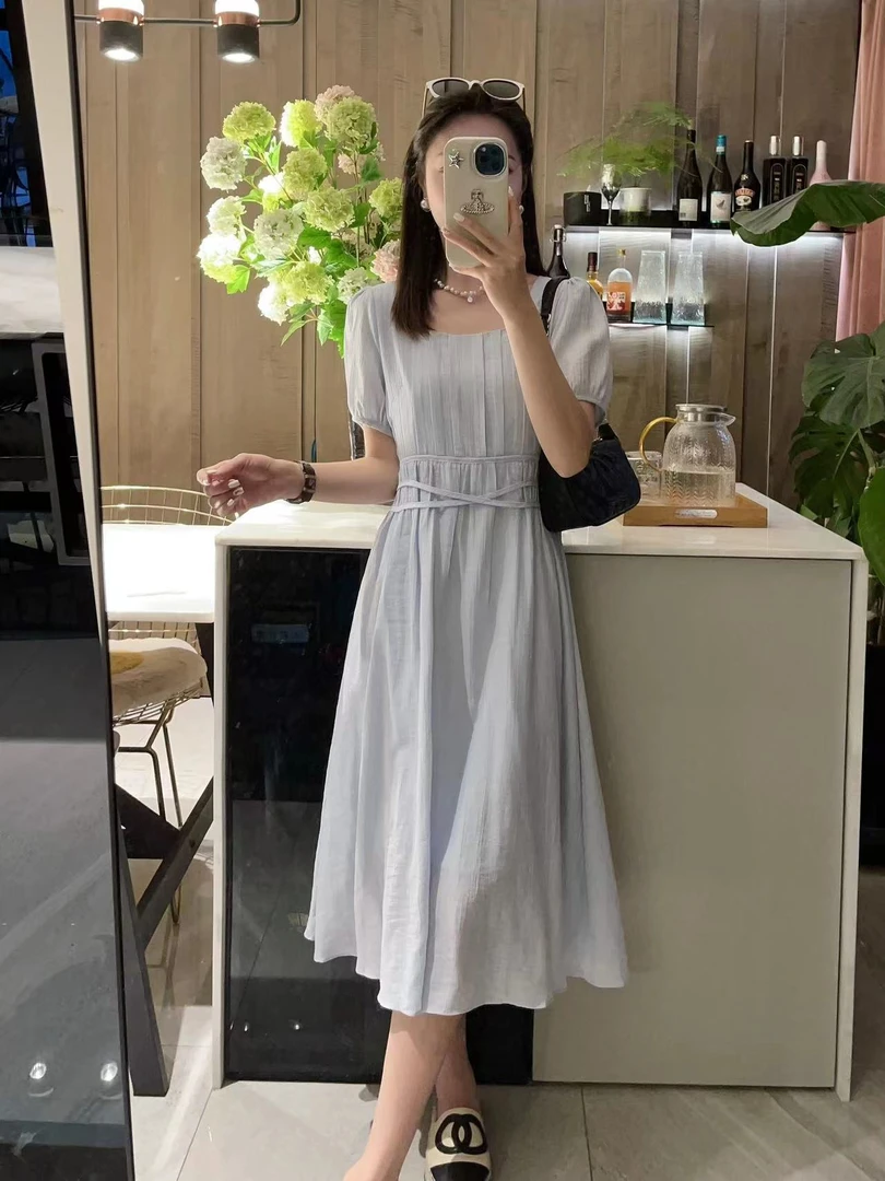 ROBELLE夏季新款（海盐芝士）气质显瘦法式甜美方领连衣裙