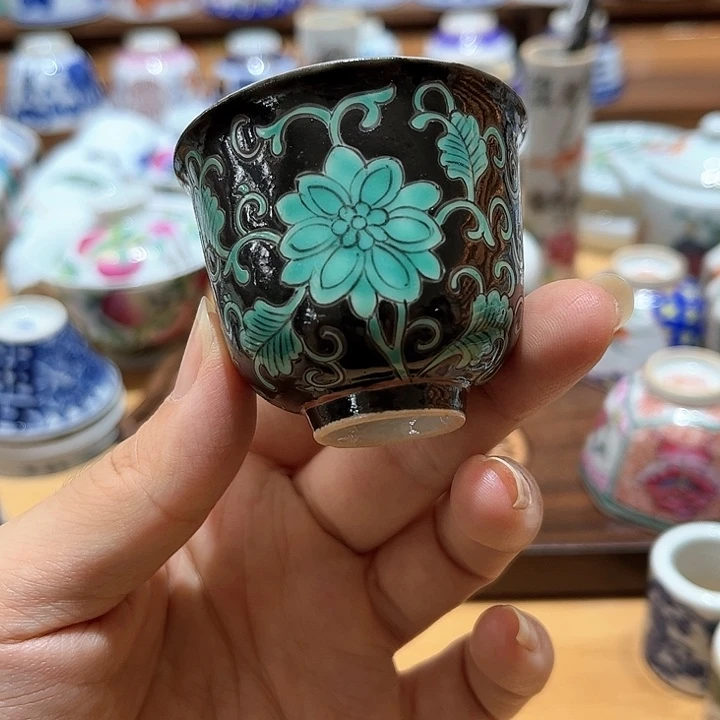 手绘陶瓷茶杯盖碗壶承