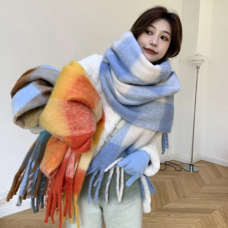 新款格子围巾男女士北欧秋冬软糯保暖圈圈纱撞色格纹围巾披肩围巾