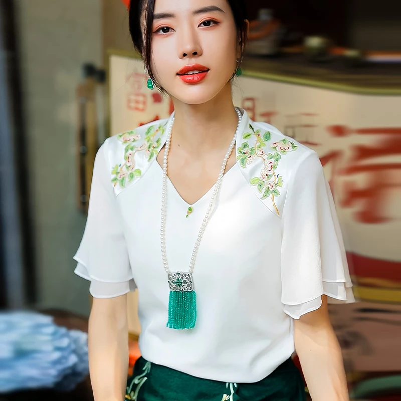 复古日记“茯苓”新中式夏季刺绣拼接V领针织古风T恤女上衣242T5305