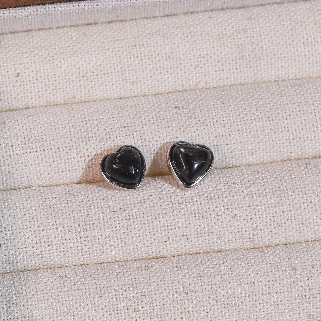 925银耳饰 银爱心耳钉 YJ22 多样性发一 颜色微差