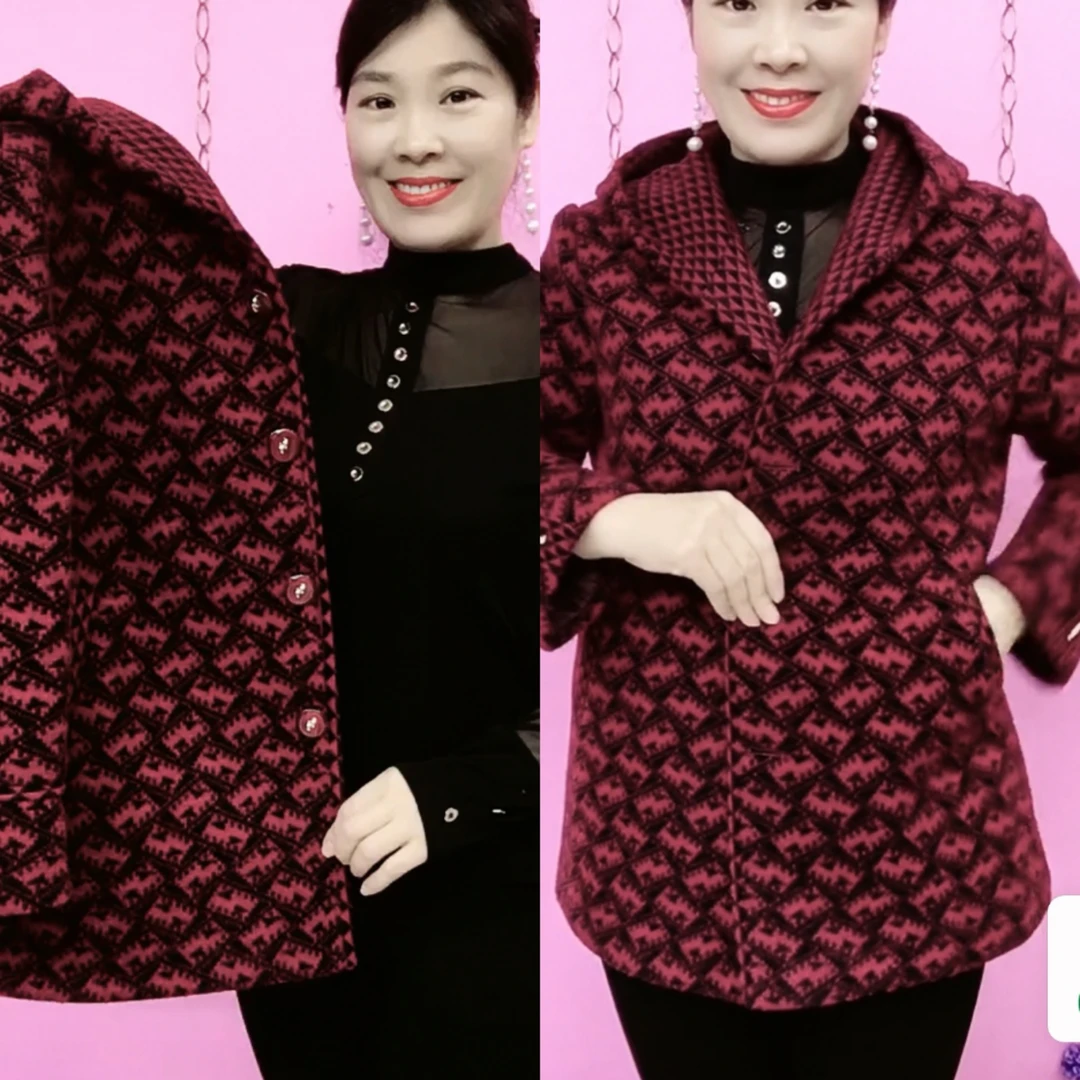 妈妈秋冬加棉加厚时尚胖妈妈外套中老年新款显瘦遮肉保暖宽松棉服