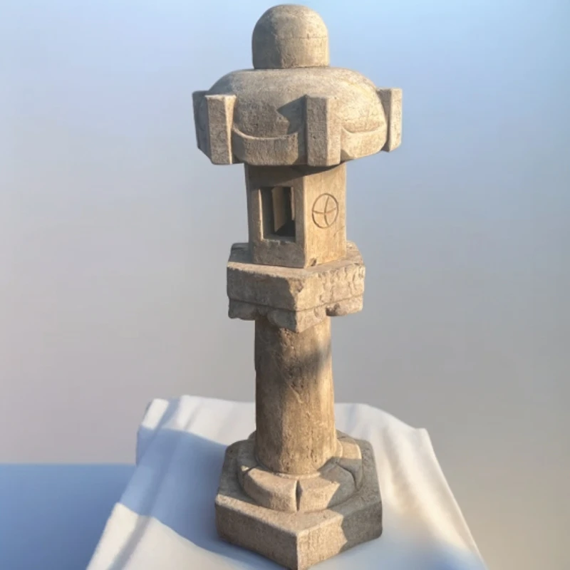 青石 石灯高150宽55