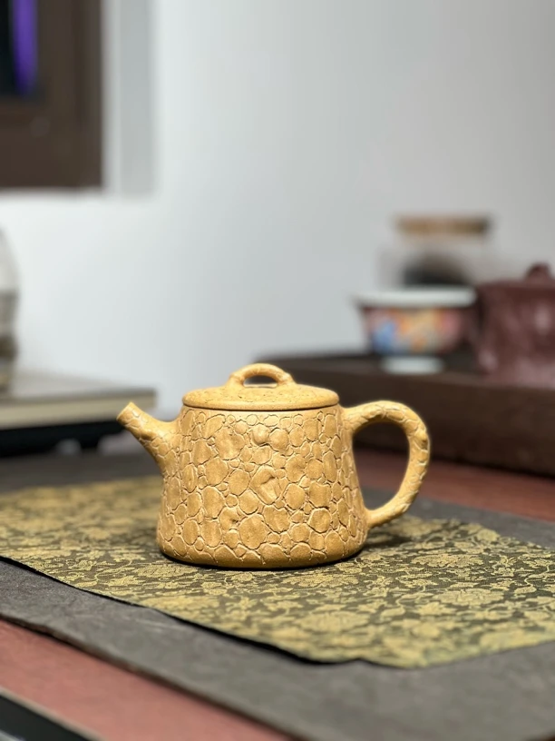 黄龙山原矿黄金段泥供春高瓢壶310毫升全手工宜兴茶具紫砂壶004