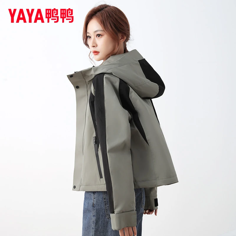 鸭鸭羽绒服女短款2025冬季休闲小个子撞色拼接三防保暖派克服外套
