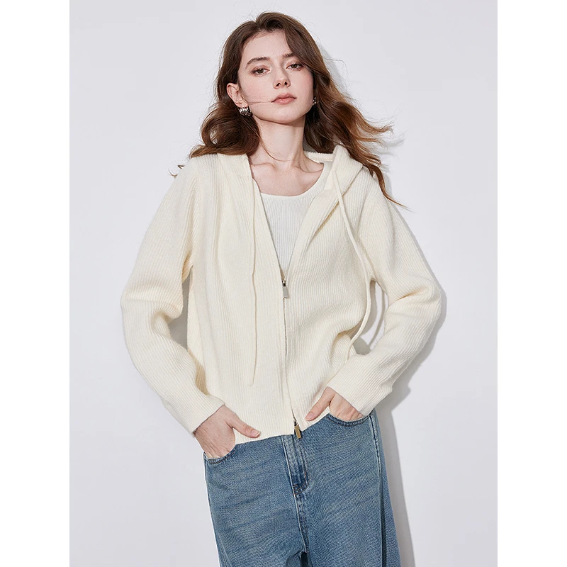 初语轻运动连帽针织衫女秋冬新款拉链开衫毛织卫衣式8433052