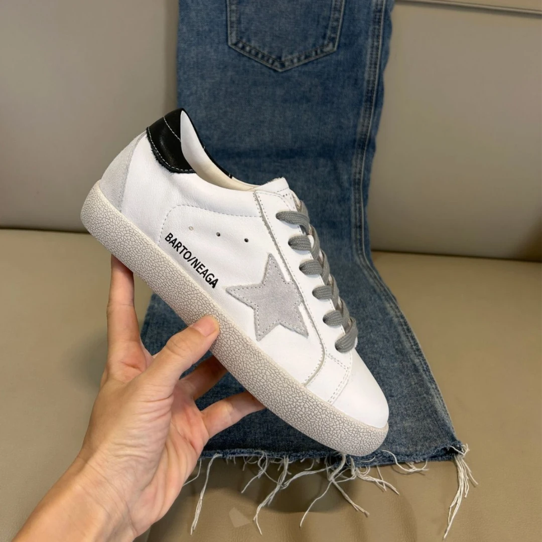 潮鞋春季新款真皮小白鞋韩版休闲鞋板鞋头层牛皮女鞋星星鞋做旧潮