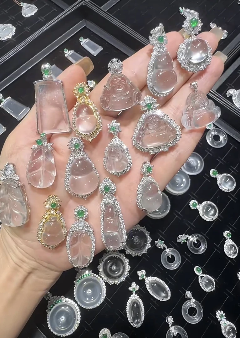 非金属仿水晶手镯 手镯手链挂件一物一拍 未镶嵌 多样性定制发货