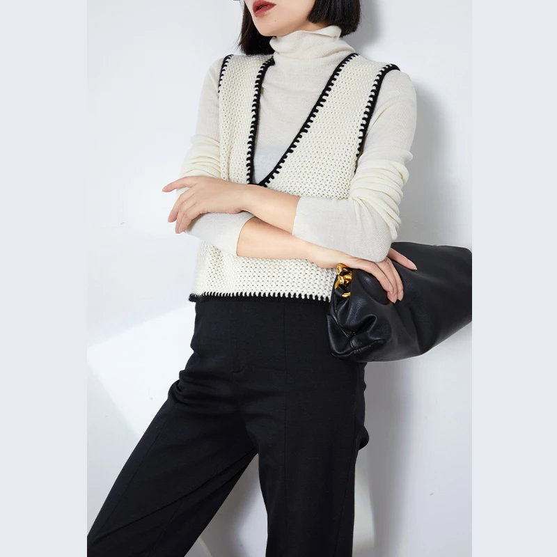 13025欧丝璐秋冬新款纯山羊绒衫V领拼色宽松马甲无袖马夹毛衣女