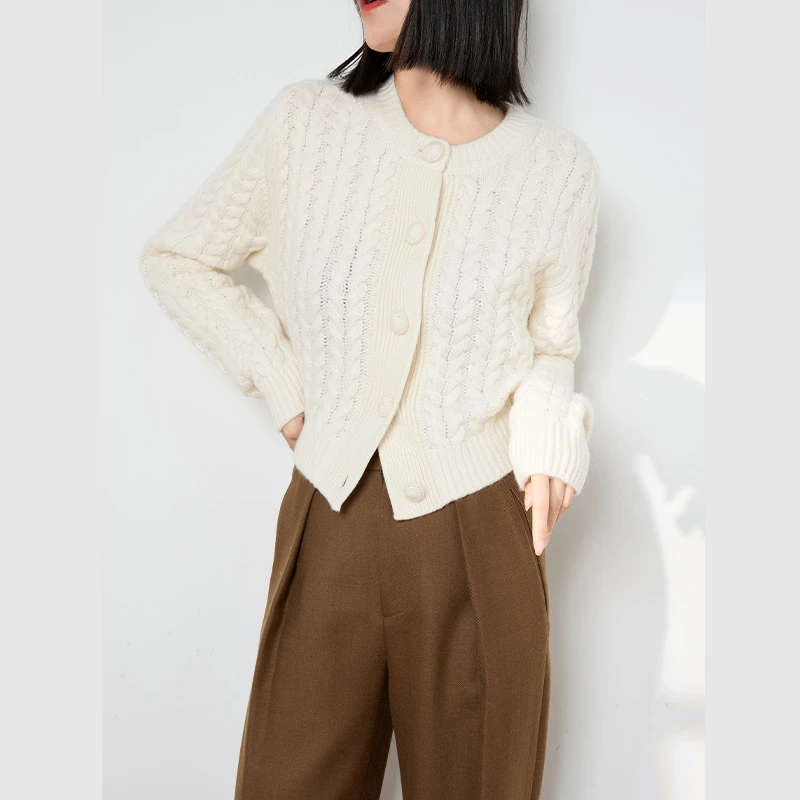 13159欧丝璐秋冬新款纯山羊绒圆领加厚绞花纯色女针织开衫