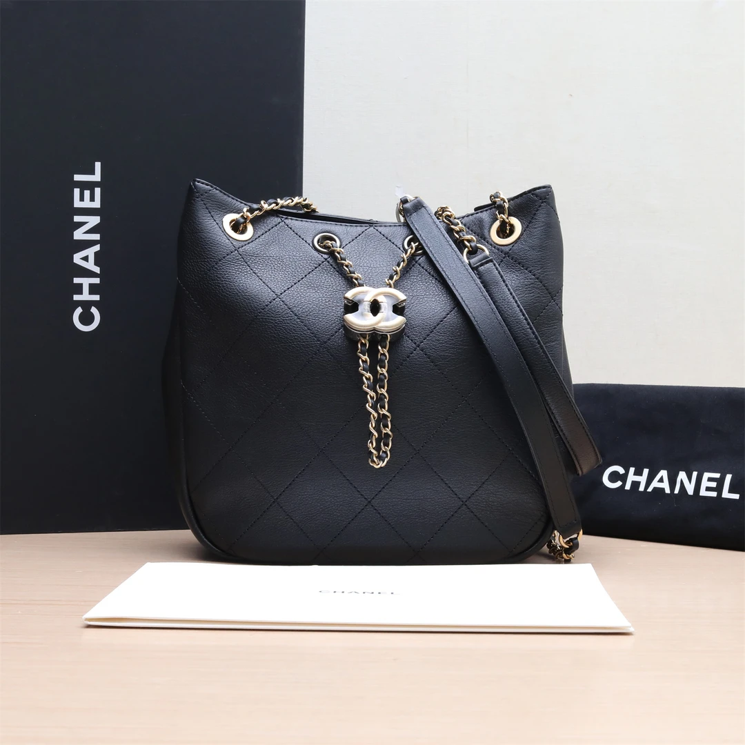 99新 Chanel/香奈儿 小花Jerry P224931434 抽绳水桶 黑色 28开