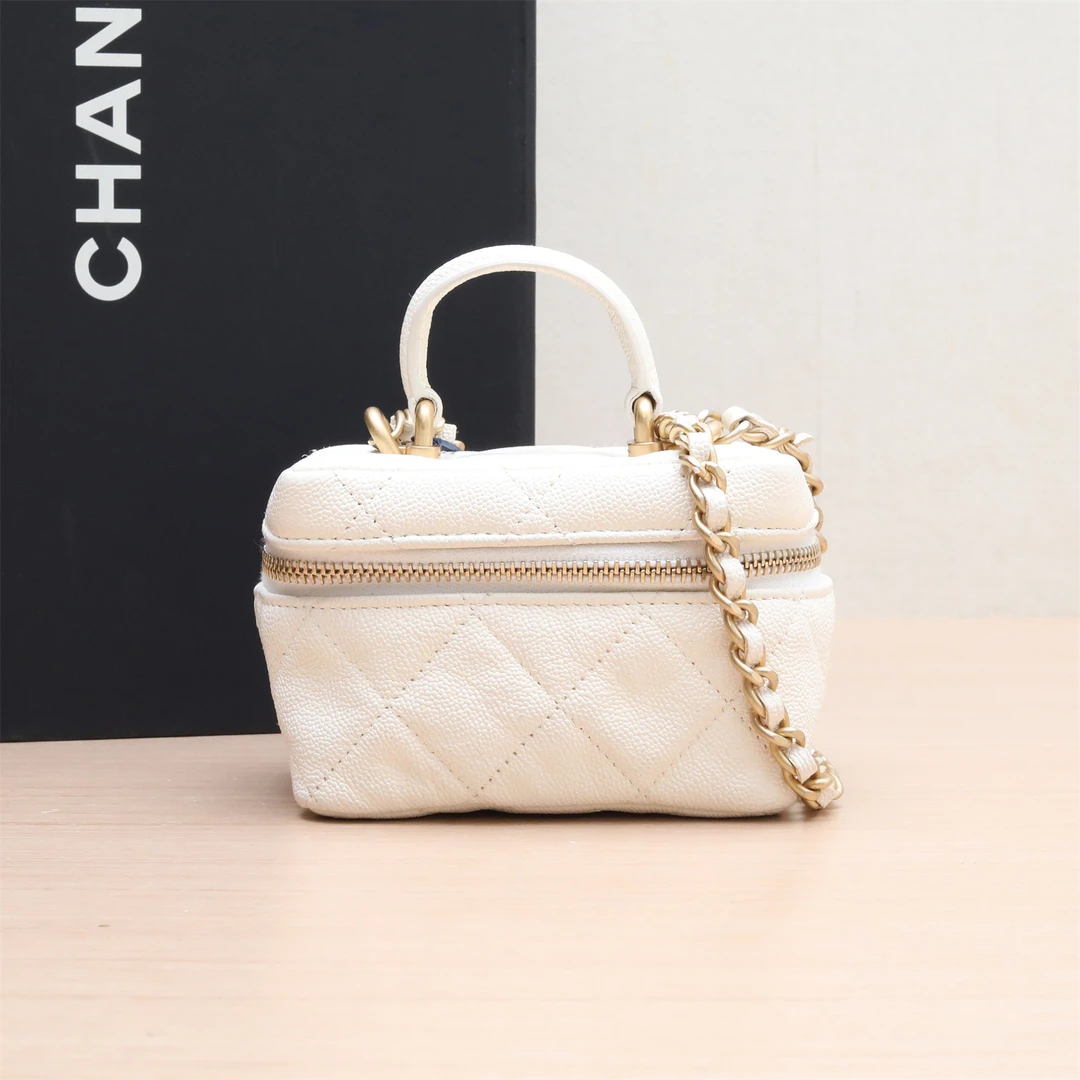 99新 Chanel/香奈儿 小花璐璐P234347962 21SS 长盒子化妆包 31开