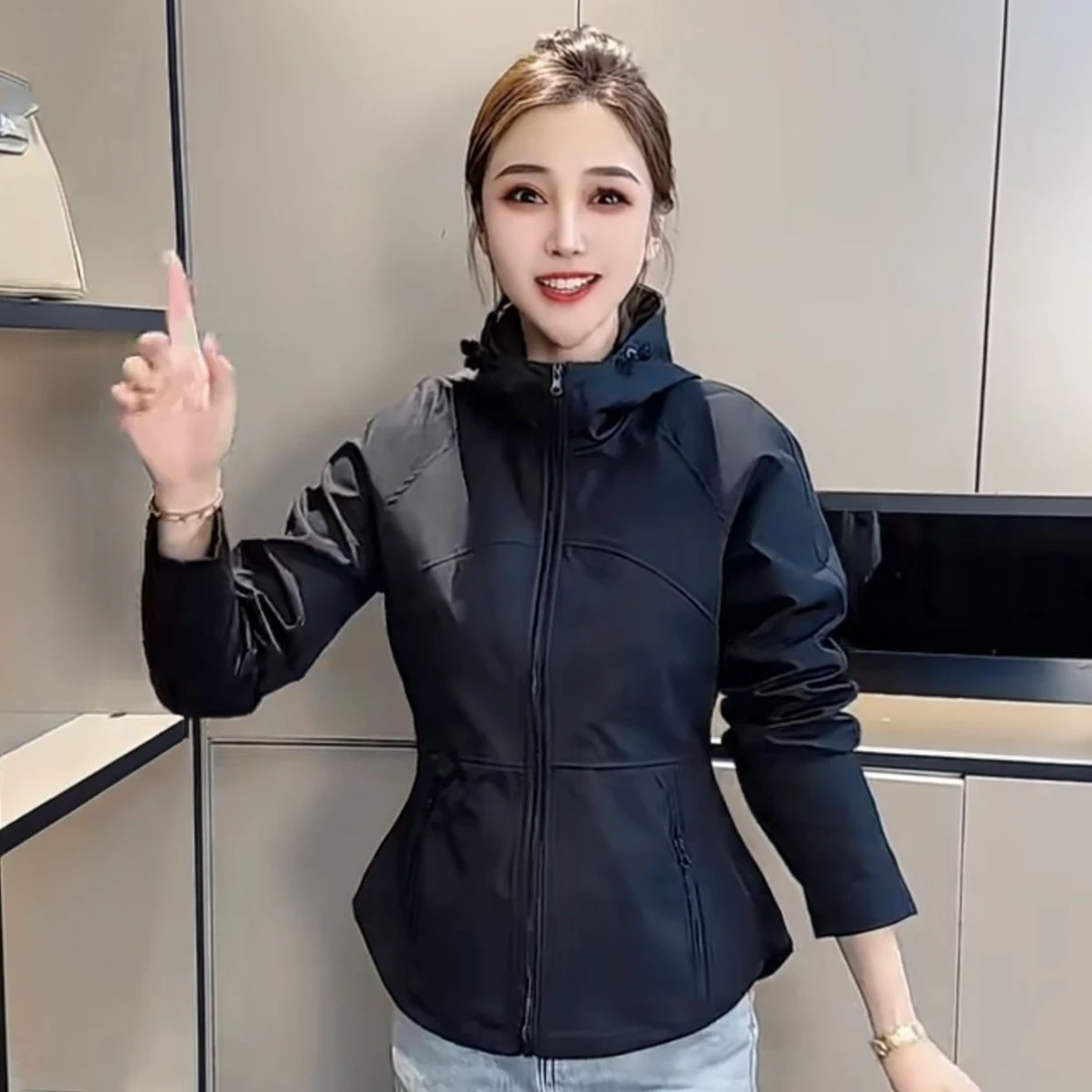 2024秋季新款时尚休闲外穿外套连帽冲锋衣简约显瘦外搭百搭上衣女