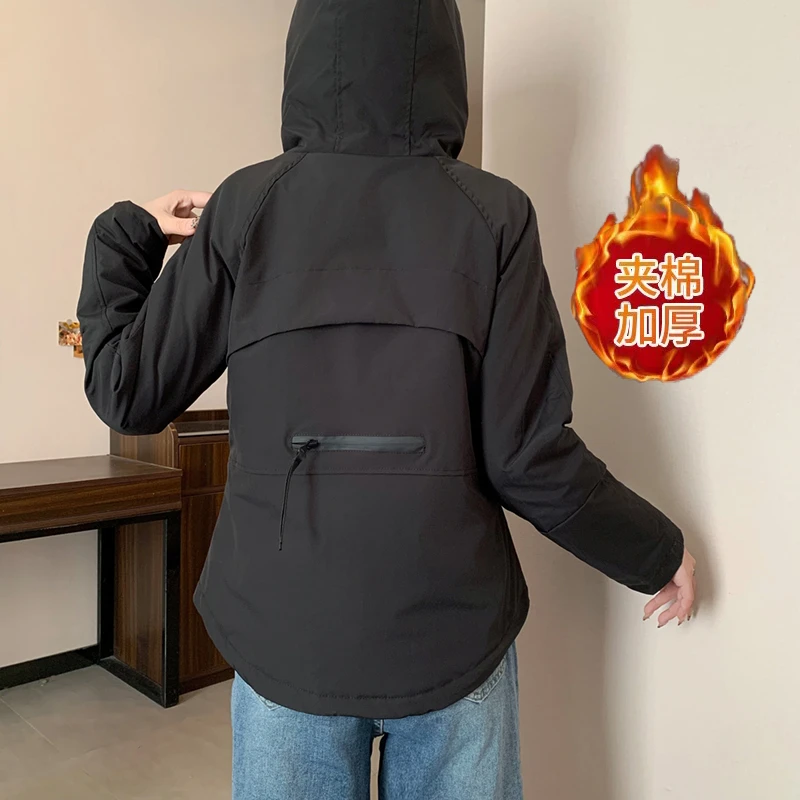夹棉加厚冲锋衣外套女短款2024春秋新款修身显瘦连帽休闲二棉上衣