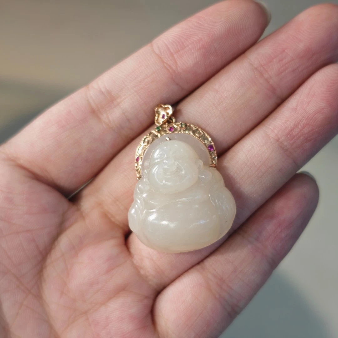 【不二】和田玉藕粉18K金吊坠(大肚佛) ZB0747