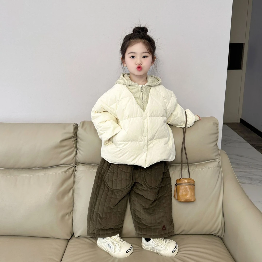 空空子.Studio【假两件】女童冬2023儿童羽绒服小宝90白鸭绒外套装