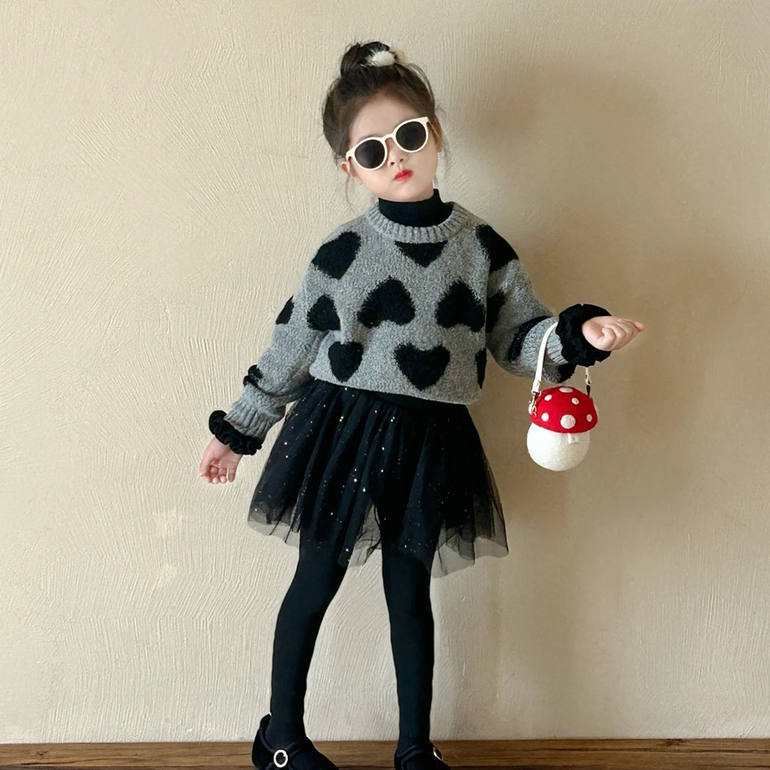 空空子.Studio【假两件裙裤】2024冬季女童爱心毛衣加绒加厚套装