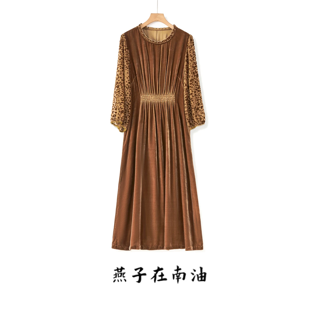 【燕子在南油】秋冬款百褶领优雅时尚真丝丝绒连衣裙2422
