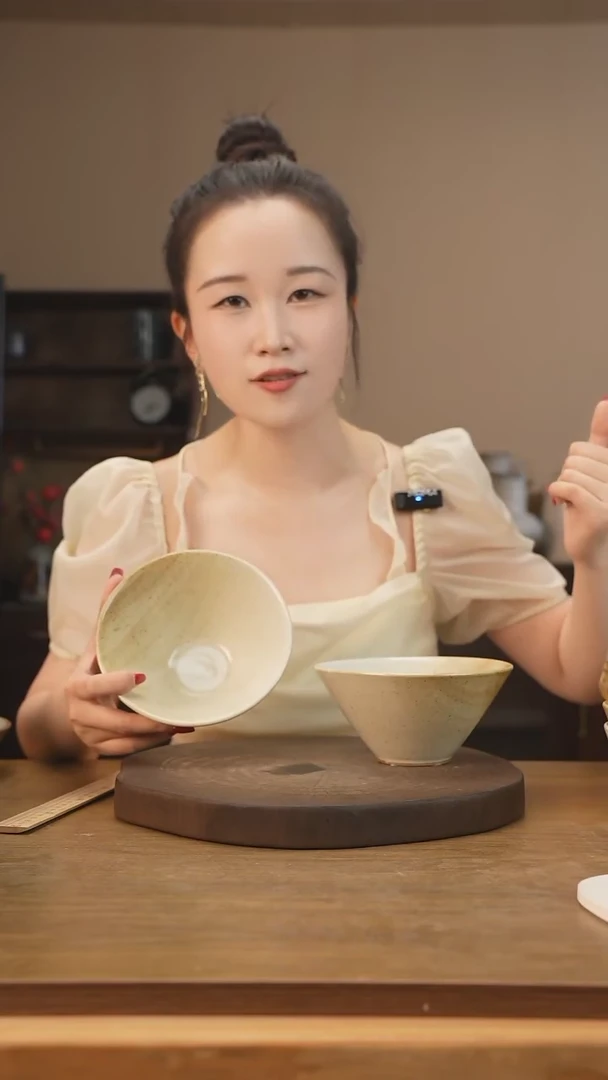 【闪购商品】碗拍一发二6寸斗笠(渐变白)
