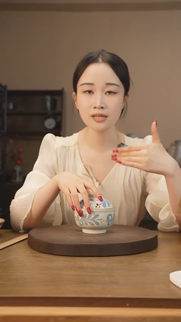 【闪购商品】碗4.5寸日式盖碗C222-唐草