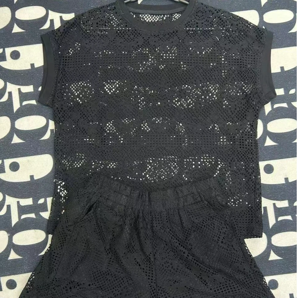 青青家 夏季休闲百搭钩花镂空短袖T恤+高腰短裤两件套-6220