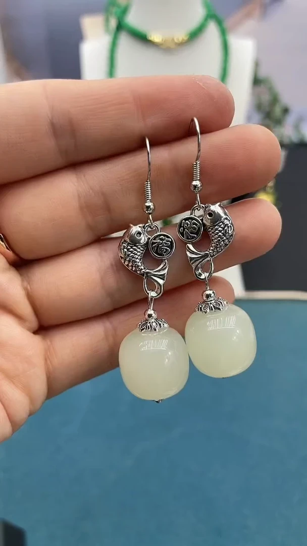 【闪购商品】和田玉耳饰银S925镶嵌卡16小鱼耳钩