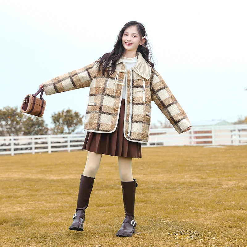 女童外套秋冬款2023新款儿童洋气大童夹棉女孩格子大衣冬装