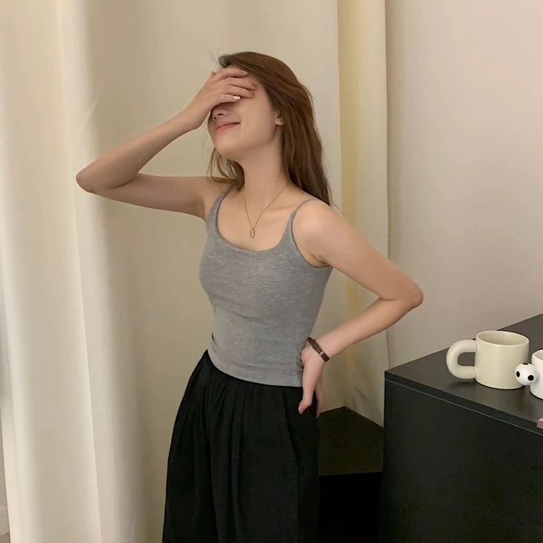 基础百搭中长款杏色打底背心女内衣修身内搭带胸垫米白色吊带显瘦