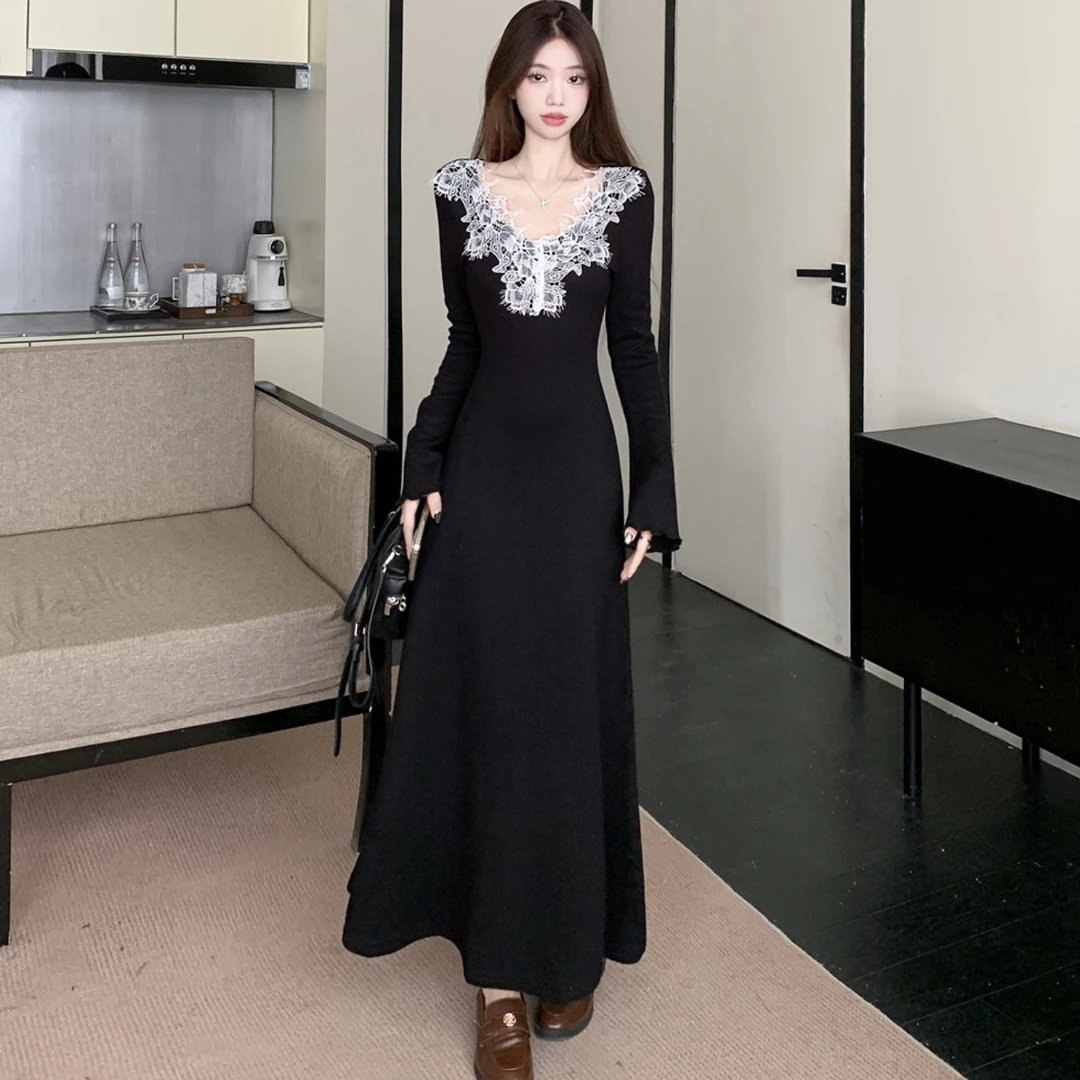 #8156法式立体花朵领口长袖带亮片针织设计感修身显瘦连衣裙