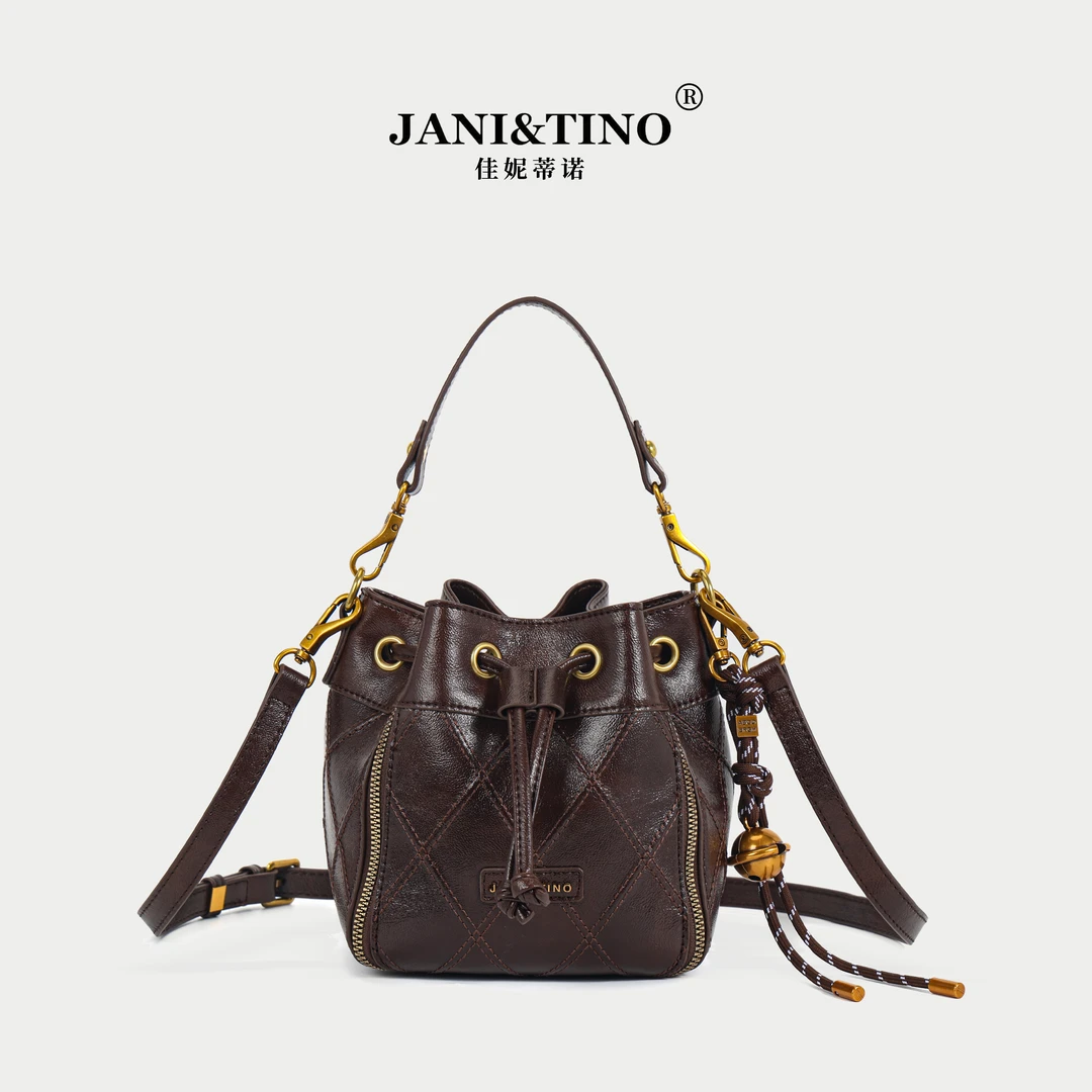 【工厂直销】JANITINO/时尚复古抽绳百搭女士手提水桶包8624菱格咖