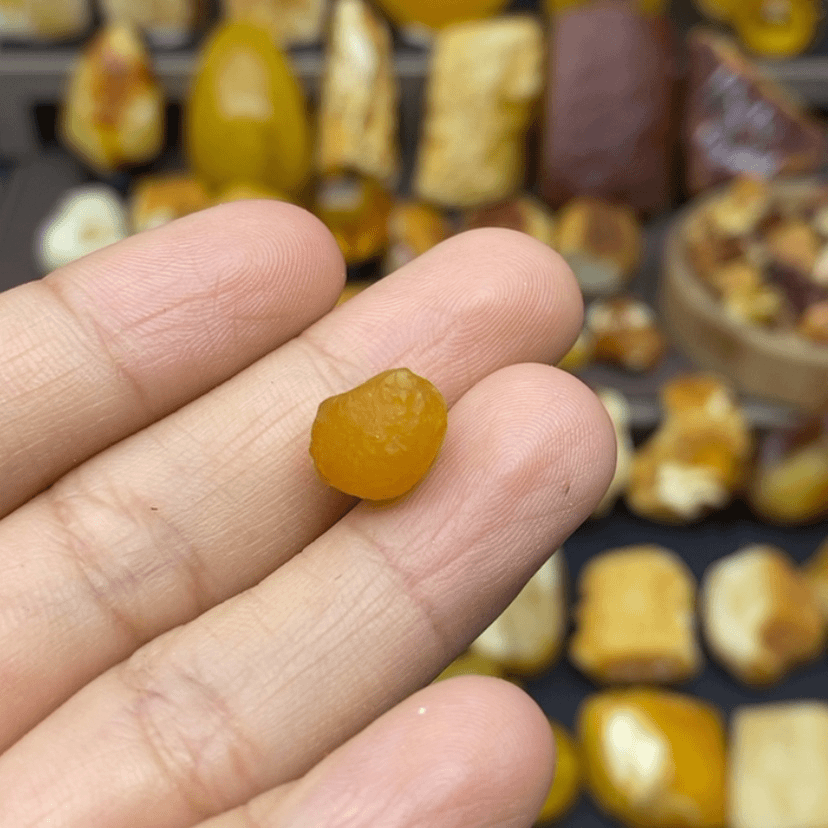 【闪购商品】定制琥珀未镶嵌优*