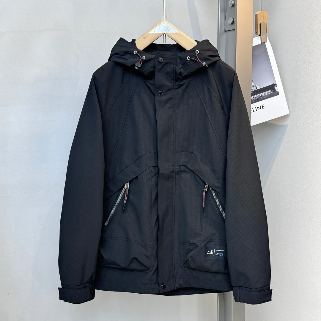 Z-35500探险者LG.情侣款冲锋衣外套.纯色立体结构剪裁外套