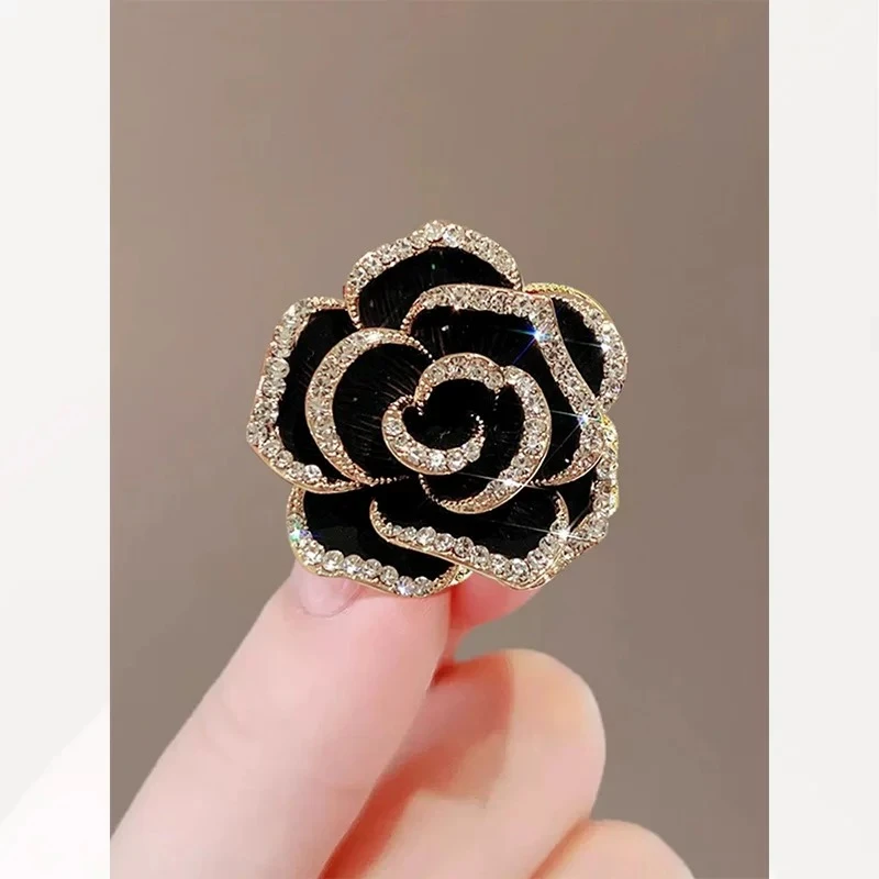 小香风山茶花女高档胸花气质西装大衣别针高级感配饰品