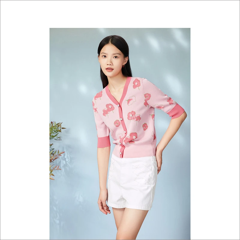 Goodland美地女装2023春季新款上衣印花休闲毛针织衫LC63106150